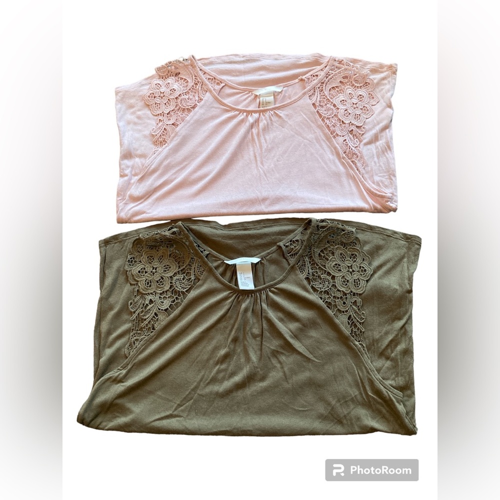 H&M Lace Shoulder Sleeveless 2 Tops Bundle. Size Small.